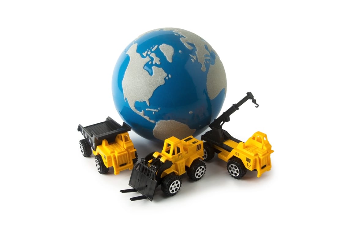 mundo con camiones de juguete