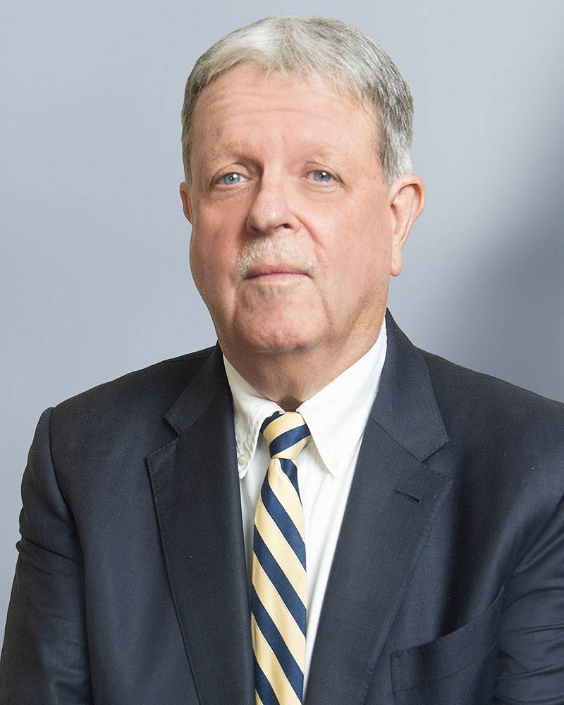 gil purcell headshot